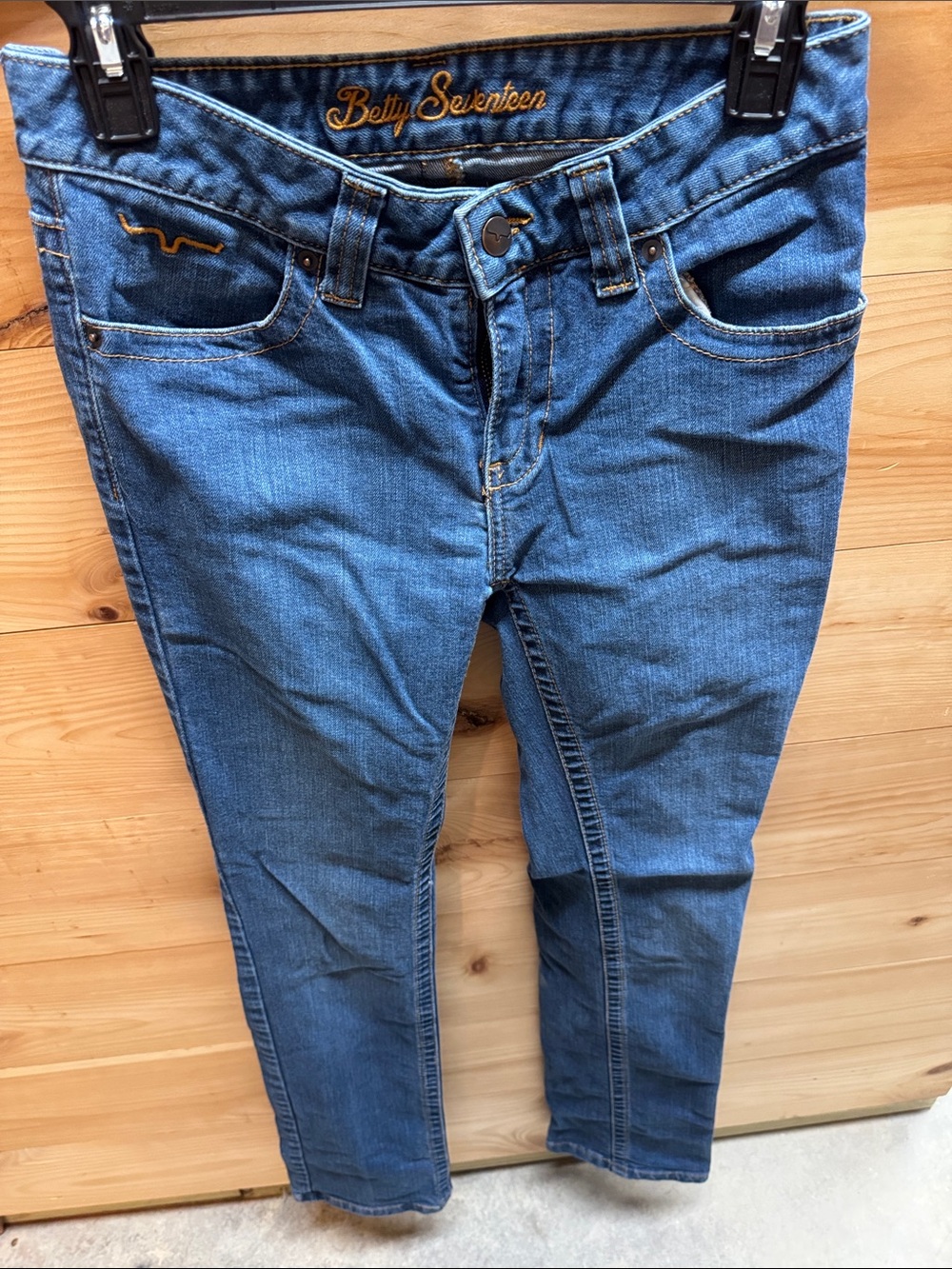 Kimes Ranch Betty Seventeen jeans